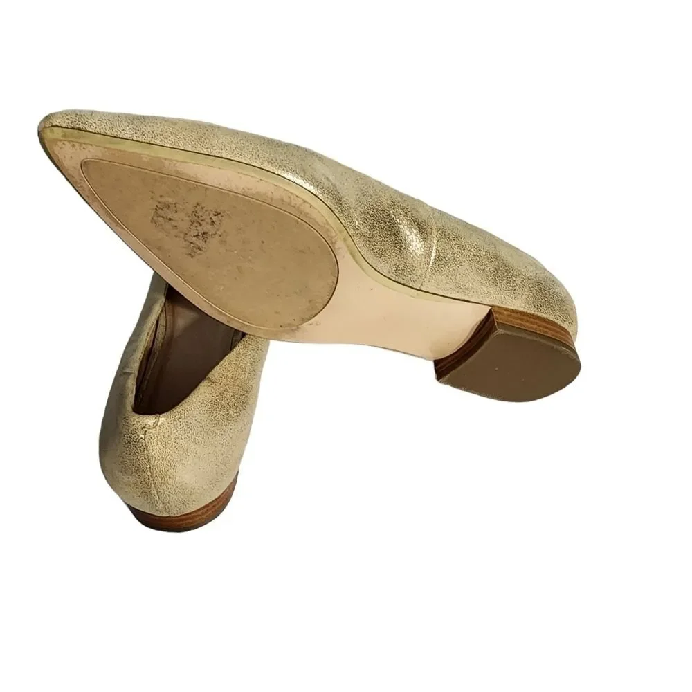 Caslon Luna Cushioned Gold Shimmer Pointed Toe Flats 10